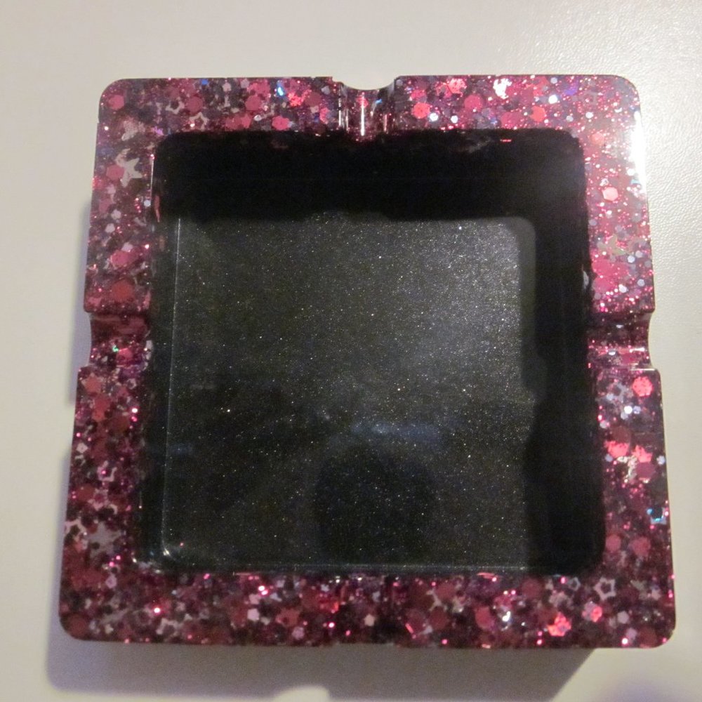 Black & Fuchsia Glitter Ashtray
